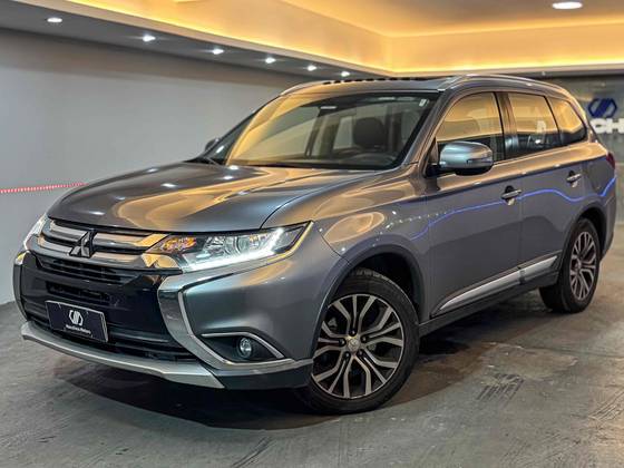 MITSUBISHI OUTLANDER 2.0 COMFORT 16V GASOLINA 4P AUTOMÁTICO